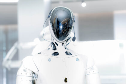 HSBC Maintains XPeng Buy Rating Despite Slight Price Target Cut