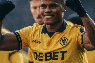 Ex-Fluminense, Arias atualmente joga no Wolverhampton