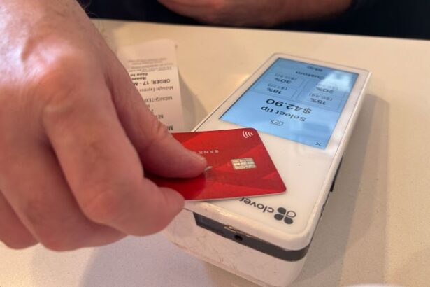 Trump calls for a 10% cap on credit card rates in his latest appeal to affordability concerns