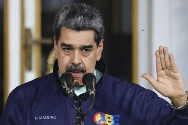 Venezuela detiene a varios ciudadanos estadounidenses mientras aumentan las tensiones con EE.UU.