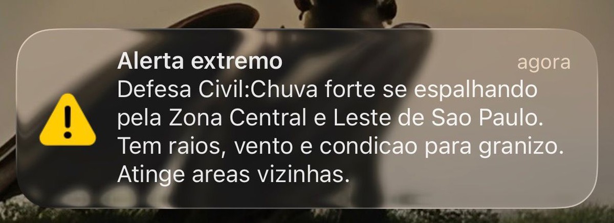 Defesa Civil emite 'alerta extremo' de chuva forte em SP e estado de atenção para alagamentos