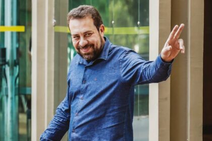 O que fez o governo quebrar acordo com empresas de aplicativos