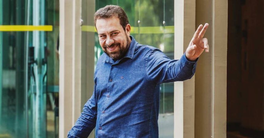 Governo rompe acordo com empresas de aplicativos O que fez o governo quebrar acordo com empresas de aplicativos