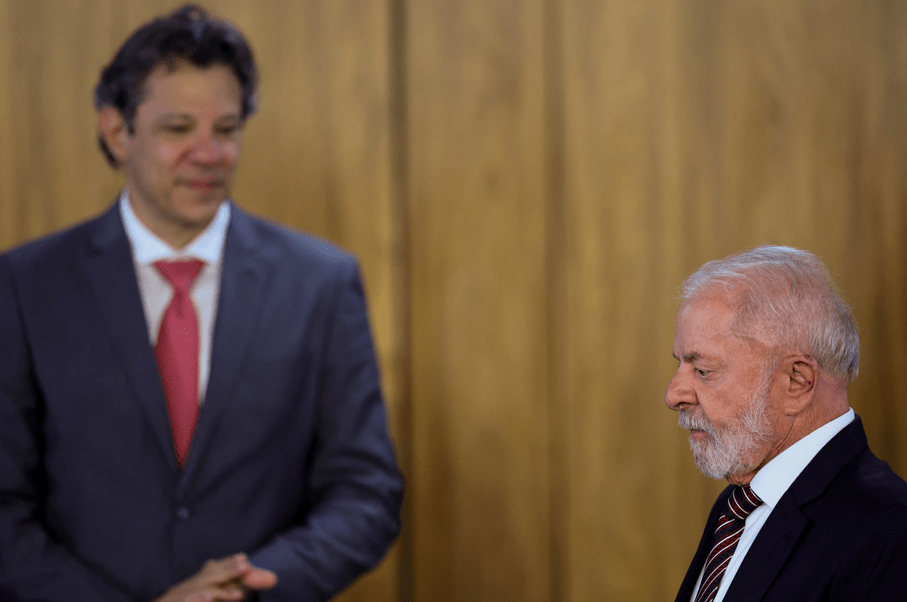 Lula deve nomear Mello e Cavalcanti para o BC, desafiando mercado.