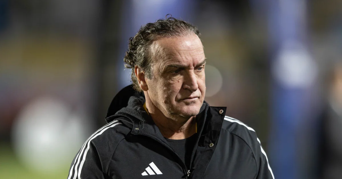 Campeão brasileiro pelo Santos, ex-Atlético ‘pede’ Cuca no lugar de Vojvoda